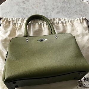 Excellent condition. Coach Lillie green carryall. Avocado green